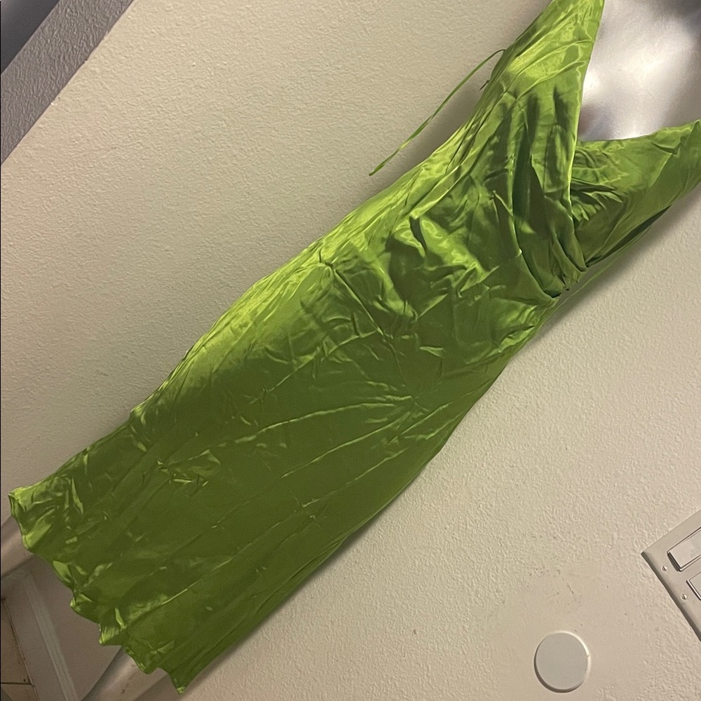 Chic Lime Satin Midi Dress